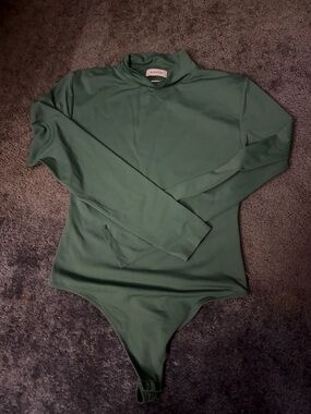 Babaton Forest Green Long Sleeve Mock-Neck Bodysuit